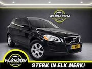 Volvo XC60 - 2.0T Kinetic Automaat met Climate !!! Navigatie