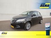 Lancia Ypsilon - 1.2 Black & Red