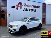 Volkswagen Tiguan - 1.5 TSI Elegance Camera Trekhaak wegklapbaar Elec.