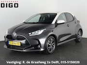 Toyota Yaris - 1.5 VVT-I First Edition Bi-Tone Automaat | Apple Carplay & A
