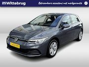 Volkswagen Golf - 1.0 eTSI Life / AUTOMAAT/ PARK.SENSOREN V+A/ CAMERA/ ACC/ AP