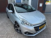 Peugeot 208 - 1.2 PureTech Première / Pano / Navi / Leder / Camera / PDC /