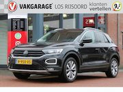 Volkswagen T-Roc - 1.5 TSI Aut. *Business* | Trekhaak | Camera | Adaptive Cruis