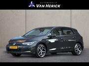 Volkswagen Golf - 1.4 eHybrid Style 204PK | Navigatie | Winterpakket | ACC