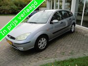 Ford Focus - 1.6-16V Futura
