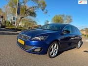 Peugeot 308 - 2.0 BlueHDI GT 180 PK / automaat / VOL OPTIE's