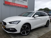 Seat Leon - Sportstourer 1.0 eTSI Hybrid Style Business Intense, AUT, Ca