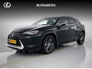 Lexus UX - 250h Luxury Line | Schuif-kantel dak | Navigatie | Stoelverw