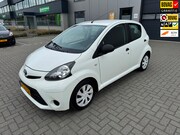 Toyota Aygo - 1.0 VVT-i Now