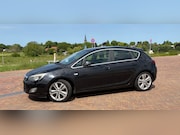 Opel Astra - 1.4 Turbo Sport