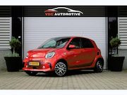 Smart EQ forfour - 18 kWh Pano | Camera | Stoelverwarming | Sfeerverlichting |