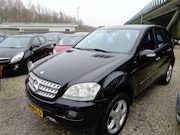 Mercedes-Benz M-Klasse - 350 ml automaat airco cruise control afneembare trekhaak