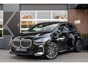 BMW 2-serie Active Tourer - 220 220i M-Sport | Harman/Kardon | Head-Up | Memory | Drivin