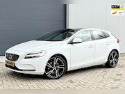 Volvo V40 - 2.0 D2 Nordic+ Panorama Navi Camera Nieuwe banden en velgen