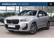 BMW X1 - xDrive25e M Sport Automaat / Sportstoelen / Achter