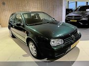Volkswagen Golf - 1.6 Trendline