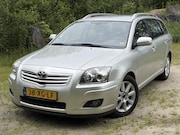 Toyota Avensis - 2.0 D-4D Executive Business