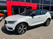 Volvo XC40 - 1.5 T4 Recharge R-Design Expression|Zwart dak|NL-auto|Elektr