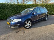 Volkswagen Passat - 2.0 FSI Comfortline Business