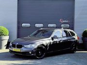 BMW 3-serie - Touring 320i Centennial High Executive | Navigatie | Lederen
