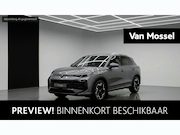 Volkswagen T-Roc - 1.5 eTsi R-Line First Edition 150 PK| Trekhaak | Navigatie |