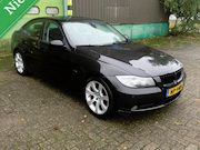 BMW 3-serie - 320i High Executive