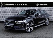 Volvo V60 Cross Country - 2.0 B5 AWD Pro | Trekhaak | Panoramadak | Head-up Display | 