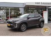 Toyota Yaris Cross - 1.5 HYBRID 115 FIRST EDITION WISSER/STUUR&STOELVERW. LED APP