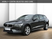 Volvo V60 Cross Country - B5 AWD Ultimate | Trekhaak | Dodehoekdetectie | Carplay |