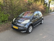 Peugeot 107 - 1.0-12V XS Urban M