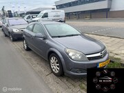 Opel Astra - 1.9 CDTi Business
