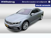 Volkswagen Passat - 1.5 TSI R-Line Business + / 360"CAMERA / NAVI / APP.Connect