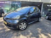 Toyota Aygo - 1.0-12V + | AUTOMAAT | 1E EIGENAAR | AIRCO| NW APK | LAGE KM