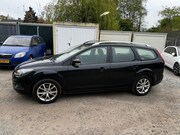 Ford Focus - 1.6 TITANIUM