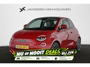 Fiat 500e - La Prima 42 kWh Pano Leder Stoelverwarming JBL Camera Apple 