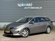 Toyota Auris - 1.3 Aspiration -Camera - Trekhaak - Climate