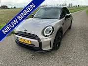 MINI Cooper - 5-Deurs 1.5 136 PK Business Edition Carplay PDC Enz