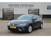 Seat Leon - 1.0 EcoTSI Style Business Intense / Carplay / Keyless / N.A.