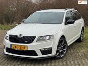 Skoda Octavia - 2.0 TSI RS / XENON / LED / LEDER / PDC