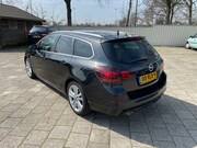 Opel Astra - Sports Tourer 1.4 Turbo Sport