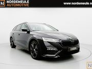 Skoda Octavia - 2.0 TSI RS. CARPLAY, PANO, ADAPTIVE