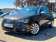 Audi A1 - 1.2 TFSI Attraction Pro Line AIRCO MF STUUR PDC SCHERM 1STE 