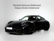 Porsche 911 - Carrera 4 GTS