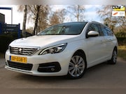 Peugeot 308 - 1.2 PureTech Allure NAP Pano, Trekhaak