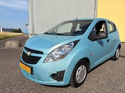 Chevrolet Spark - 1.0 16V LE met lichte schade.