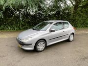 Peugeot 206 - 1.1 XR Nieuwe apk