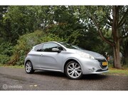 Peugeot 208 - 1.6 THP Allure | Stoelverwarmin | P-sensor | JBL