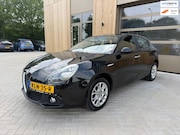 Alfa Romeo Giulietta - 1.4 Turbo 5DRS|Airco|Parkeersensoren|Clima|
