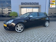 Alfa Romeo Giulietta - 1.4 T Business Executive AUTOMAAT|PDC|LEDER|APPLECARPLAY|AIR