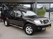 Nissan Navara - 2.5 DCI DUBBEL CABIN SE 5 ZITS 4WD VAN